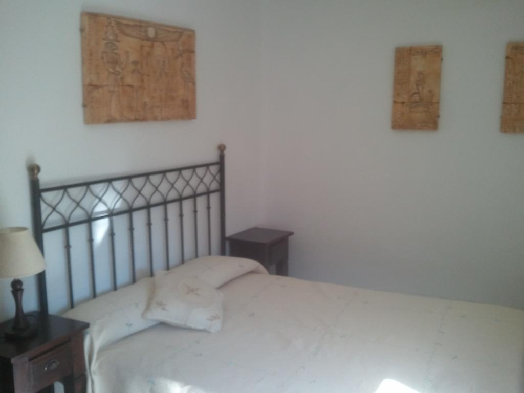 Hostal-Restaurante Fogon De Gredos Гисандо Номер фото