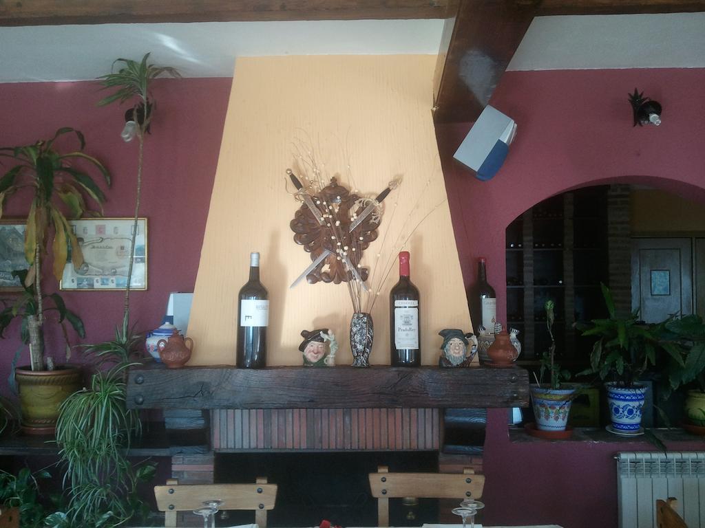 Hostal-Restaurante Fogon De Gredos Гисандо Экстерьер фото